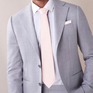 Gentleman’s collection matte satin tie